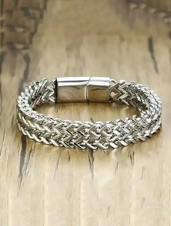 Yellow Chimes Men's Double Layered Chain Bracelet
